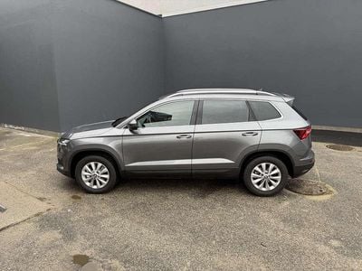 Grau Neu 2025 Skoda Karoq Selection SUV | € 38.999 (Superpreis)