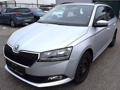 Gebraucht Skoda Fabia Ambition 95 PS (69 kW) 2021 Grau Kombi