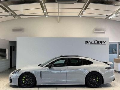 Grau Gebraucht 2022 Porsche Panamera 4 Platinum Edition Limousine | € 99.990