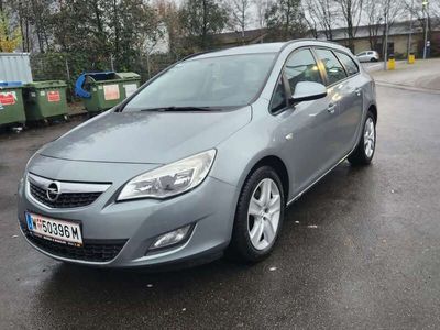 gebraucht Opel Astra 1.7 CDTI DPF ecoFLEX Sports TourerStart/Stop 105g