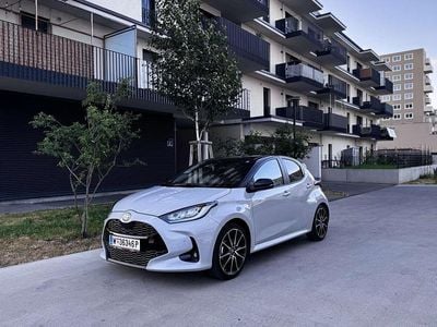 Weiß Gebraucht 2024 Toyota Yaris Sport Kleinwagen | € 23.500
