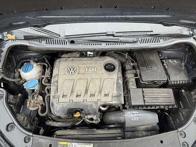 Gebraucht VW Touran Comfortline 105 PS (77 kW) 2013 Blau Van / Kleinbus