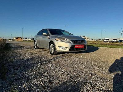 Grau Gebraucht 2010 Ford Mondeo Ghia Limousine | € 5.590