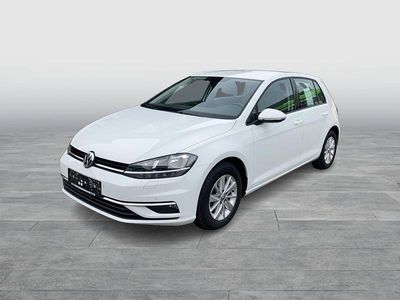 Weiss normal Gebraucht 2020 VW Golf VII Limousine | € 16.990 (Teuer)