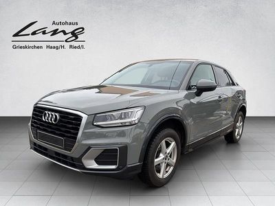 Gebraucht Audi Q2 Design 116 PS (85 kW) 2017 Mittelgrau  metallic SUV