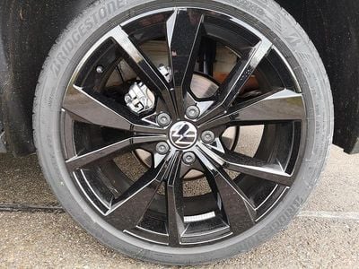 Neu 2026 VW T-Roc R-line SUV | € 41.373 (Etwas zu teuer)