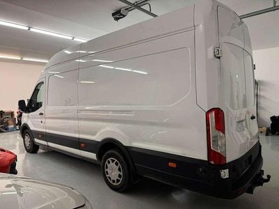 Weiß Gebraucht 2023 Ford Transit Trend Kleinwagen | € 17.999