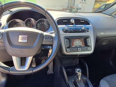 Grau Gebraucht 2014 Seat Altea XL Van / Kleinbus | € 6.990 (Etwas zu teuer)