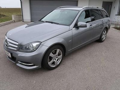 Gebraucht Mercedes C250 Avantgarde 204 PS (150 kW) 2011 Grau Kombi