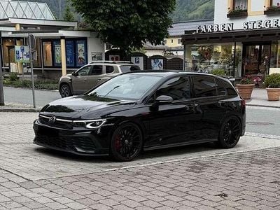 Schwarz Gebraucht 2023 VW Golf VIII GTI Clubsport Limousine | € 43.000 (Teuer)