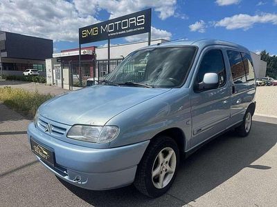 Blau Gebraucht 2001 Citroën Berlingo Van / Kleinbus | € 1.990