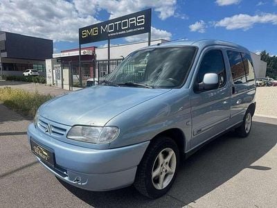 Blau Gebraucht 2001 Citroën Berlingo Van / Kleinbus | € 1.990