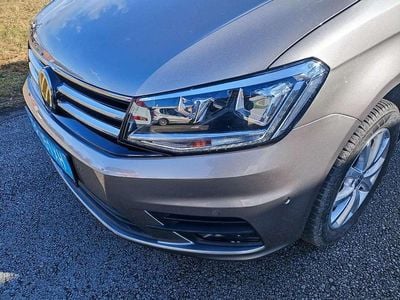 Gebraucht VW Caddy Comfortline 125 PS (91 kW) 2017 Grau Van / Kleinbus