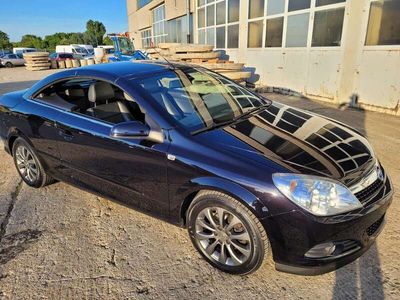 gebraucht Opel Astra Cabriolet Astra Twin Top Cosmo 1,6 Cosmo