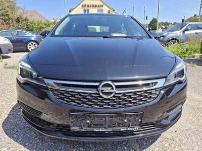 Schwarz Gebraucht 2017 Opel Astra Kombi | € 9.490 (Guter Preis)