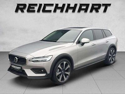 gebraucht Volvo V60 CC Plus B4 AWD Geartronic