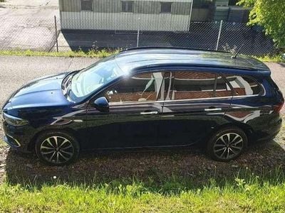 Gebraucht Fiat Tipo Lounge 120 PS (88 kW) 2018 Blau Kombi