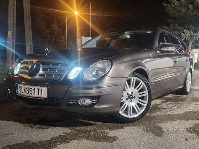 gebraucht Mercedes E220 T Avantgarde CDI Aut.