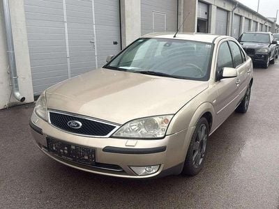 Gebraucht Ford Mondeo Ghia 131 PS (96 kW) 2004 Beige Limousine