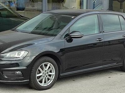 Schwarz metallicperleffektno Gebraucht 2016 VW Golf VII Sport Limousine | € 16.350 (Etwas zu teuer)
