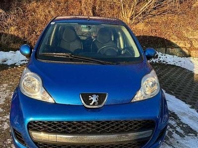 Gebraucht Peugeot 107 68 PS (50 kW) 2010 Kleinwagen