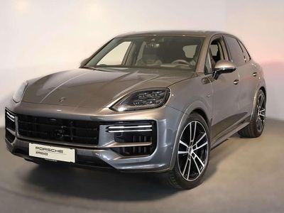 Mittelgrau metallic Gebraucht 2025 Porsche Cayenne Turbo E-Hybrid SUV | € 190.900