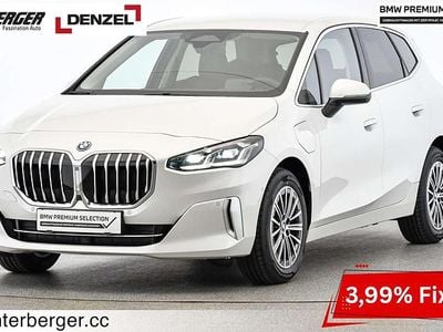 Weiß Gebraucht 2024 BMW 225 Active Tourer Luxury Line Van / Kleinbus | € 39.700