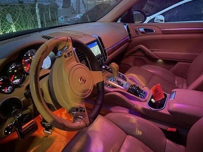 Gebraucht Porsche Cayenne 333 PS (244 kW) 2011 SUV