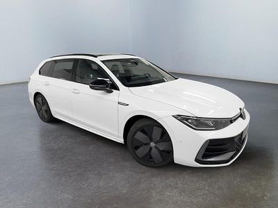 Neu 2025 VW Passat Pro Kombi | € 58.544 (Etwas zu teuer)