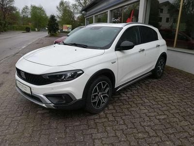 Weiß Gebraucht 2021 Fiat Tipo Cross Limousine | € 17.299 (Etwas zu teuer)