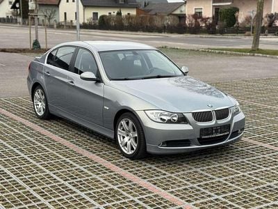 Gebraucht BMW 325 197 PS (144 kW) 2006 Grau Limousine
