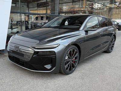 Grau Gebraucht 2025 Audi e-tron SUV | € 98.490