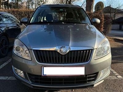 Gebraucht Skoda Roomster Classic 90 PS (66 kW) 2010 Silber Van / Kleinbus