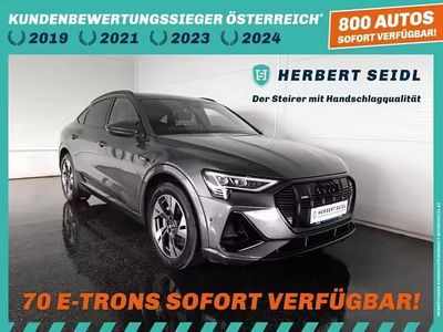 Gebraucht Audi e-tron Comfort 300 kW (408 PS) 2022 Grau SUV