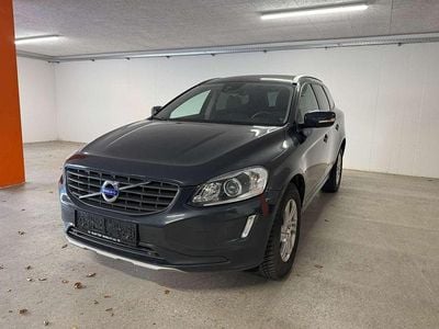 Grau Gebraucht 2017 Volvo XC60 Kinetic SUV | € 21.000