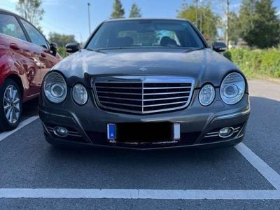 Mercedes E280