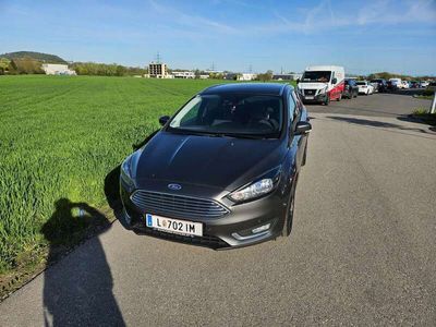 gebraucht Ford Focus Traveller 15 TDCi Titanium PowerShift