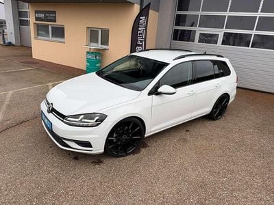 Weiß Gebraucht 2017 VW Golf VII Trendline Kombi | € 7.950 (Fairer Preis)