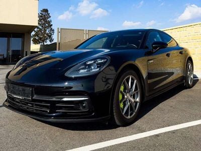 Porsche Panamera 4