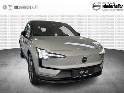 Vapour grey Gebraucht 2024 Volvo EX30 Plus SUV | € 45.640 (Teuer)