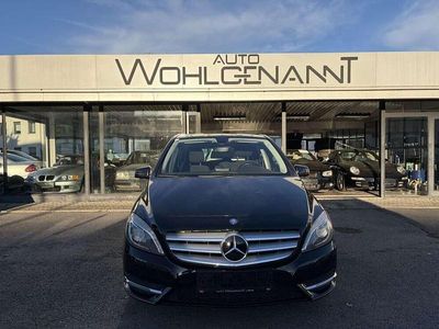 Schwarz Gebraucht 2013 Mercedes B180 Van / Kleinbus | € 12.990 (Fairer Preis)