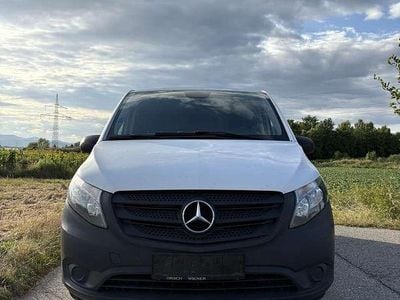 Weiß Gebraucht 2015 Mercedes Vito Van | € 11.000 (Etwas zu teuer)