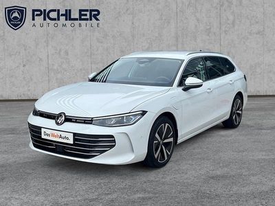 Weiss normal Gebraucht 2025 VW Passat Business Kombi | € 44.990