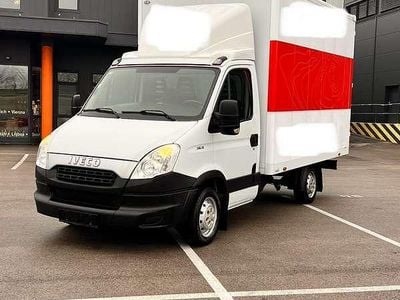 Weiß Gebraucht 2012 Iveco Daily Van | € 12.977
