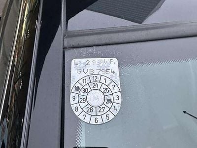 Gebraucht 2010 Mercedes C200 Limousine | € 7.000 (Etwas zu teuer)