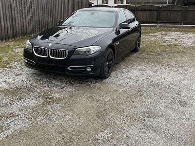 Gebraucht BMW 520 190 PS (139 kW) 2015 Schwarz Limousine