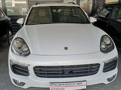 Weiß Gebraucht 2017 Porsche Cayenne Platinum Edition SUV | € 45.900