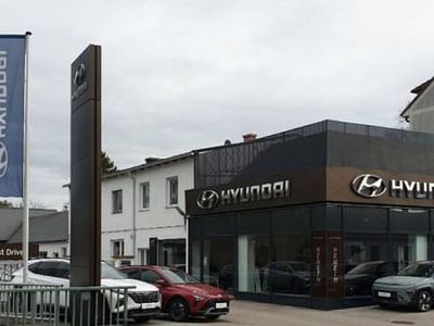 Rot Neu 2025 Hyundai Bayon GO! SUV | € 21.790 (Fairer Preis)