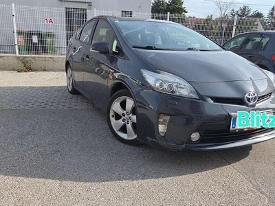 Gebraucht 2015 Toyota Prius Premium Kleinwagen | € 8.500
