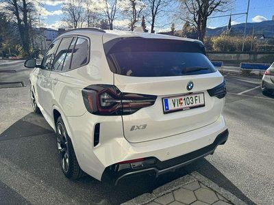 Weiß Gebraucht 2023 BMW iX3 Impressive SUV | € 40.000 (Fairer Preis)